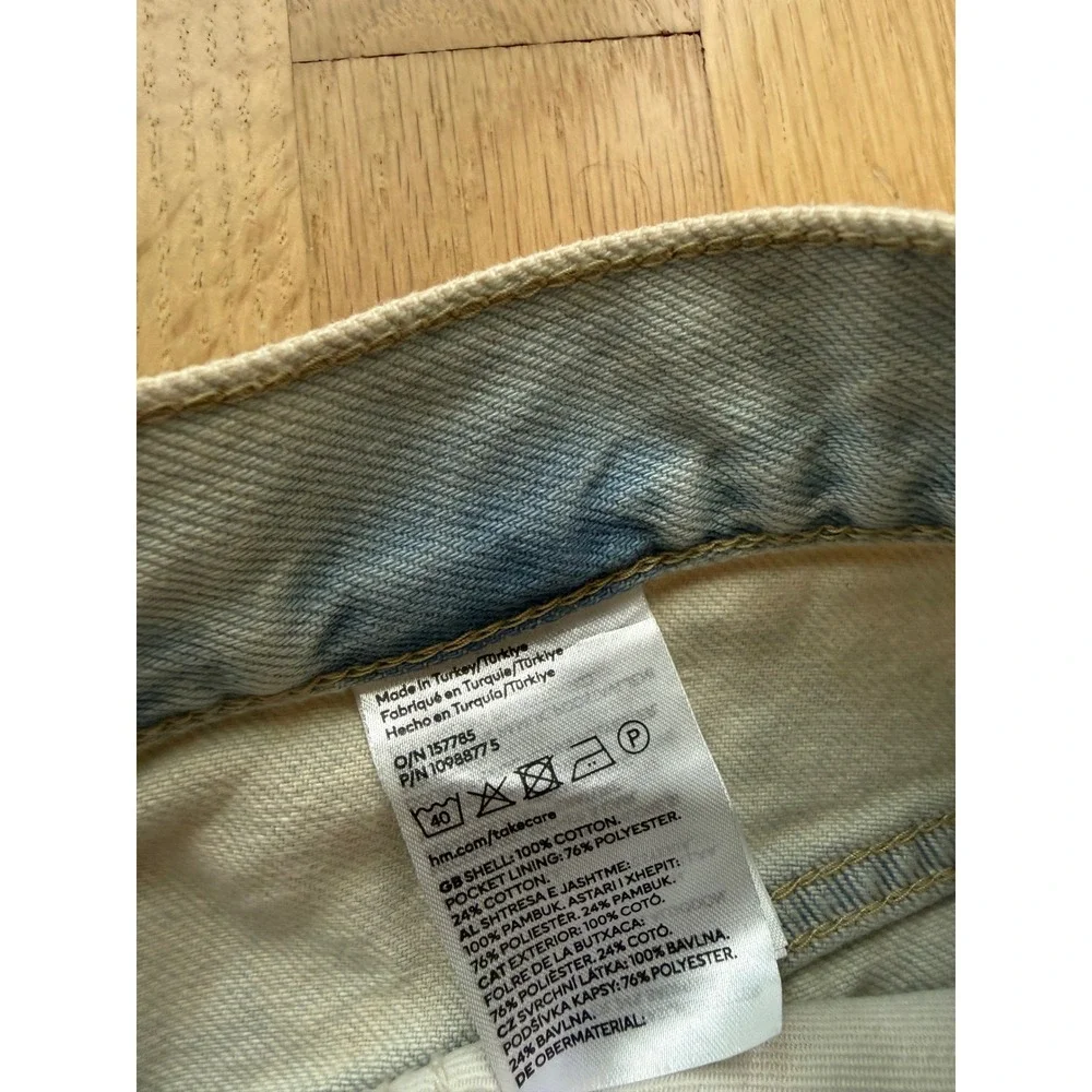 NWT H&M Denim Cut Off Shorts Women Light Blue High Waisted Frayed Hem Size 10